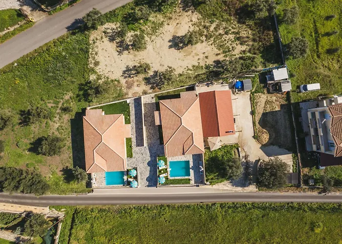 Mateo & Filipos Luxury Villas