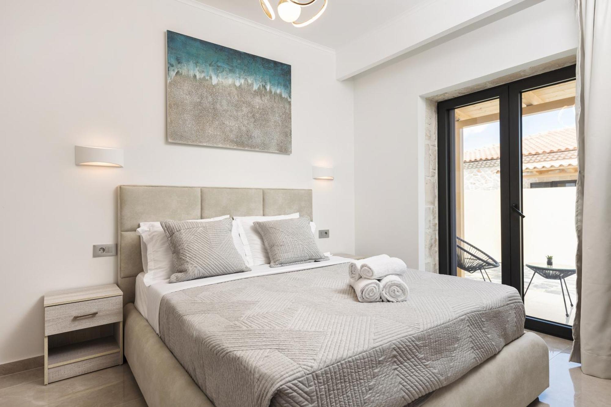 Villa Mateo & Filipos Luxury *