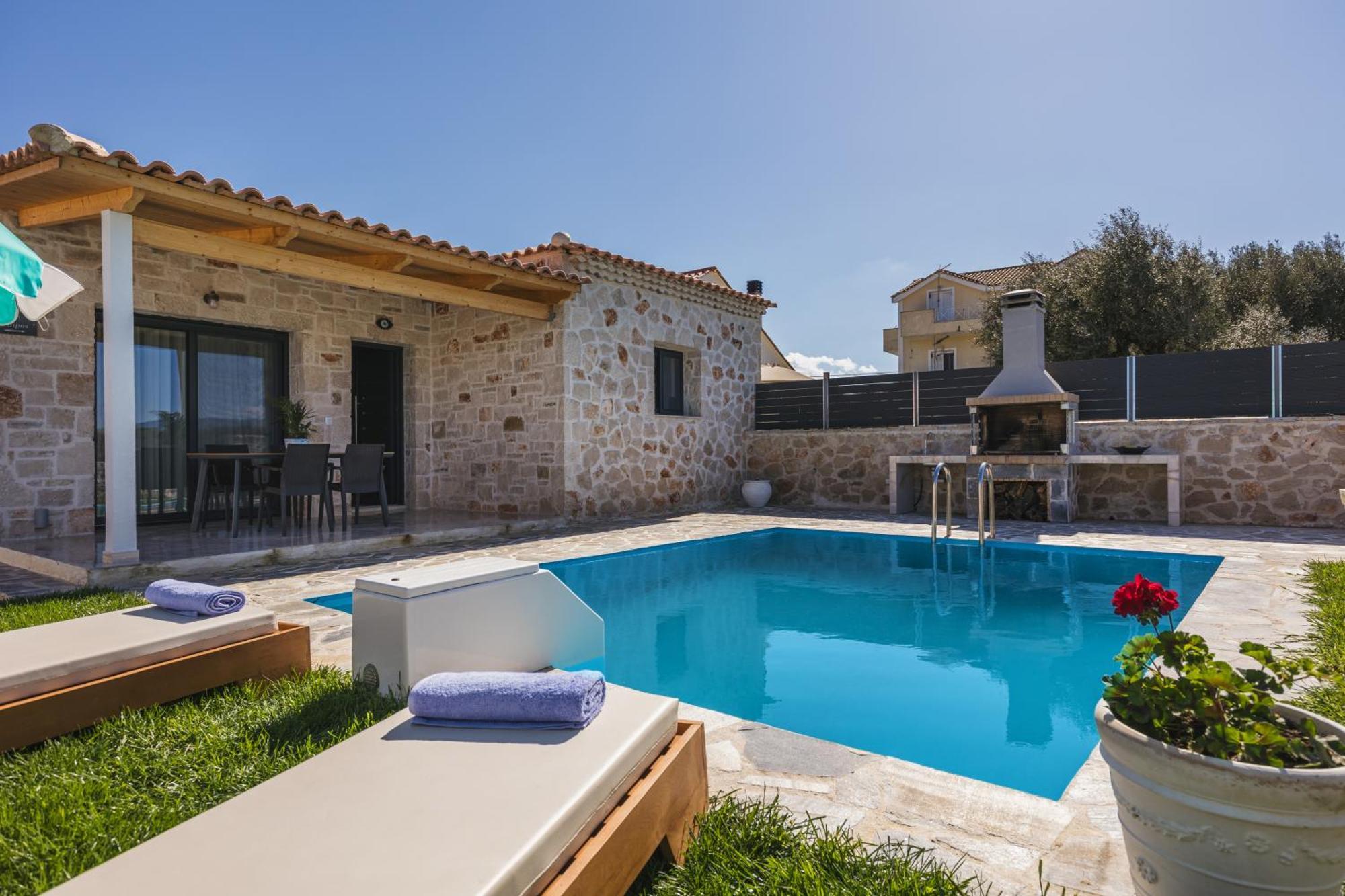 Villa Mateo & Filipos Luxury
