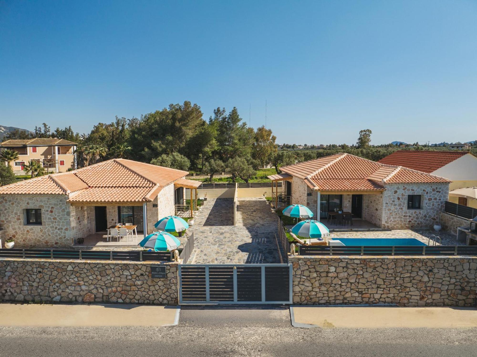 Mateo & Filipos Luxury Villa *